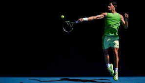 詹姆斯伤情更新：左腹股沟拉伤预计缺席1-2周 还需打7场才能评奖