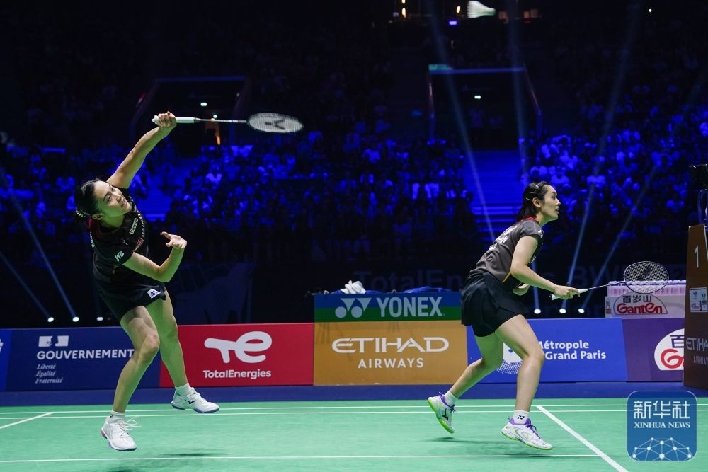 的轨道上 的轨道上