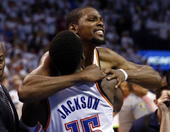 贯赛事中 贯赛事中